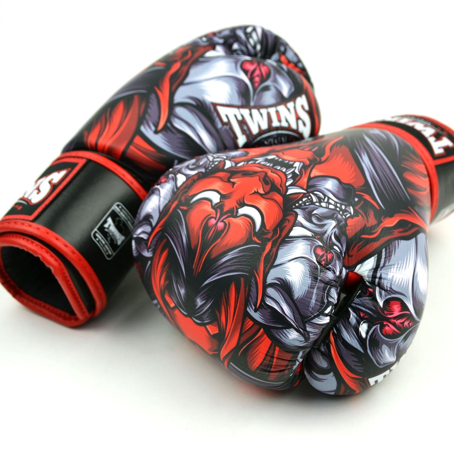 FBGVL4-58 Twins Kabuki Boxing Gloves Black-Red