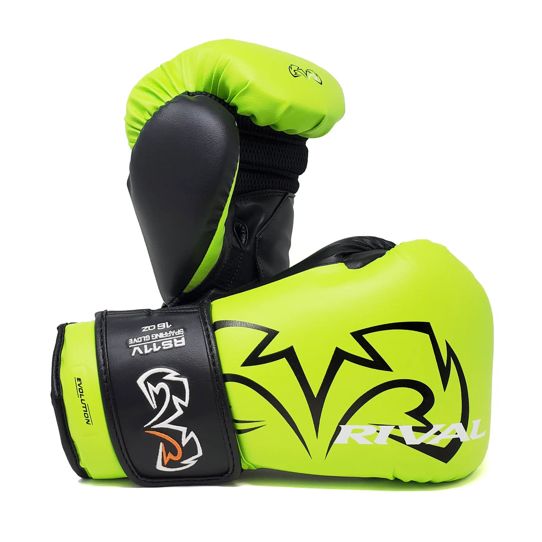 RS11V EVOLUTION SPARRING GLOVES